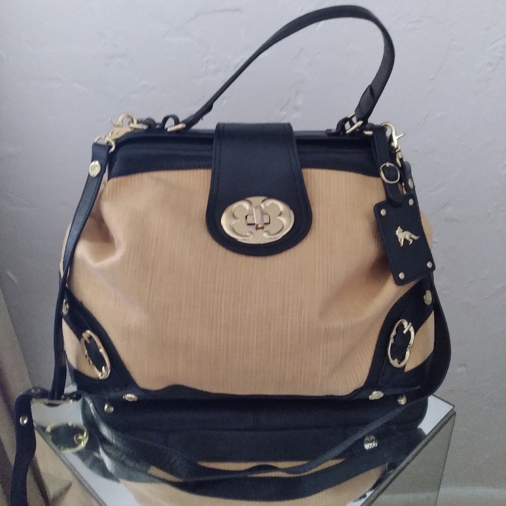 Foxy purse